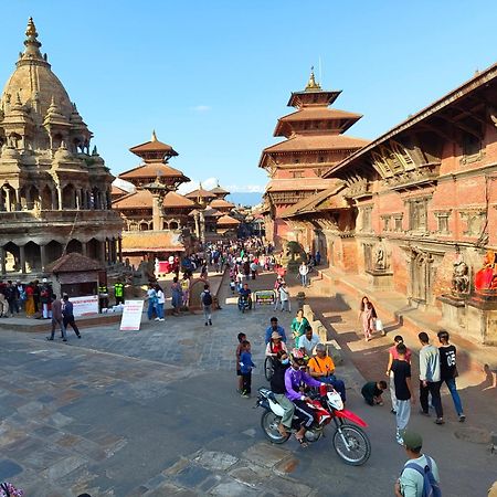 Отель Patan Square - 2 Km From Patan Durbar Square Экстерьер фото