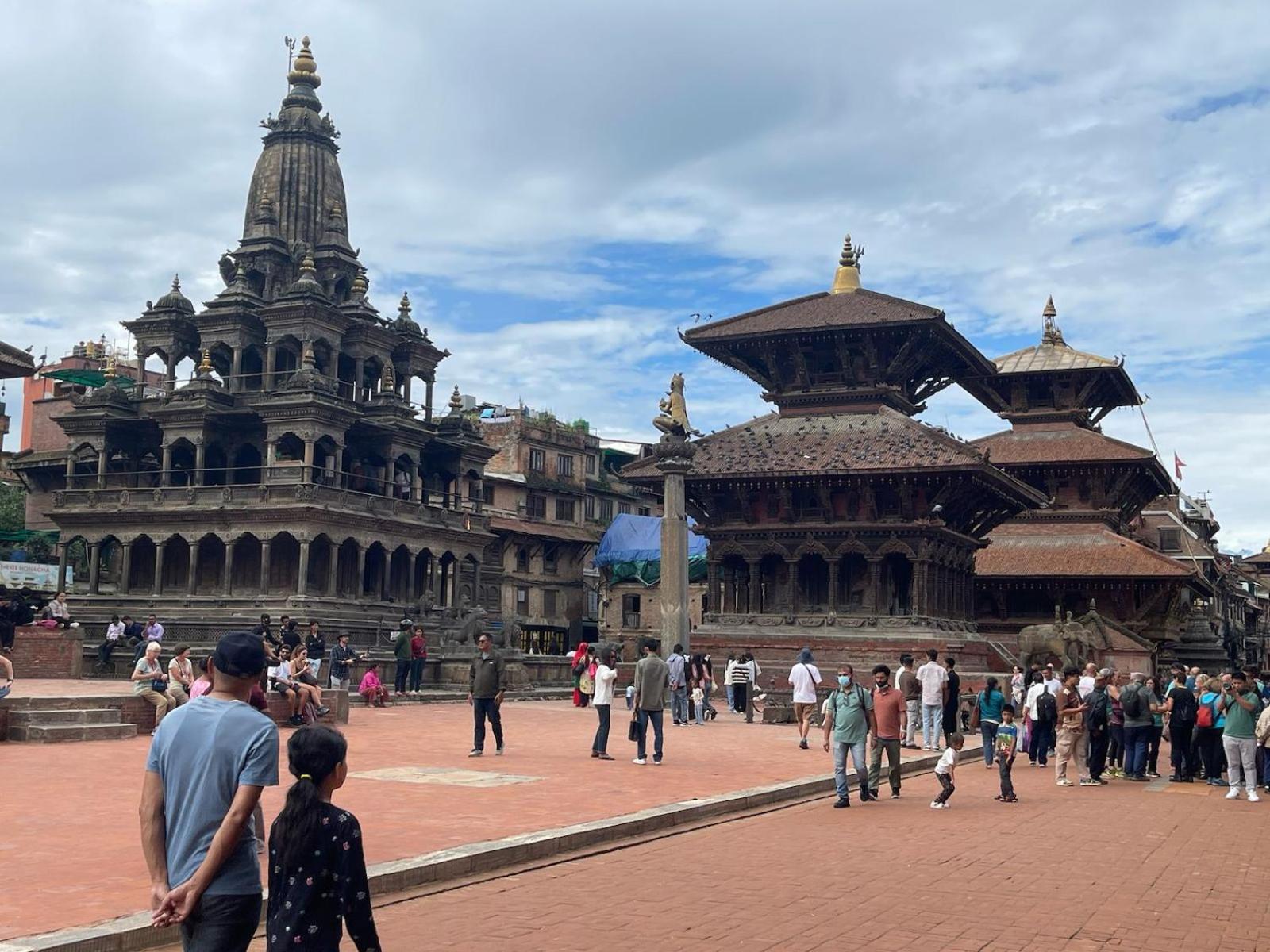 Отель Patan Square - 2 Km From Patan Durbar Square Экстерьер фото