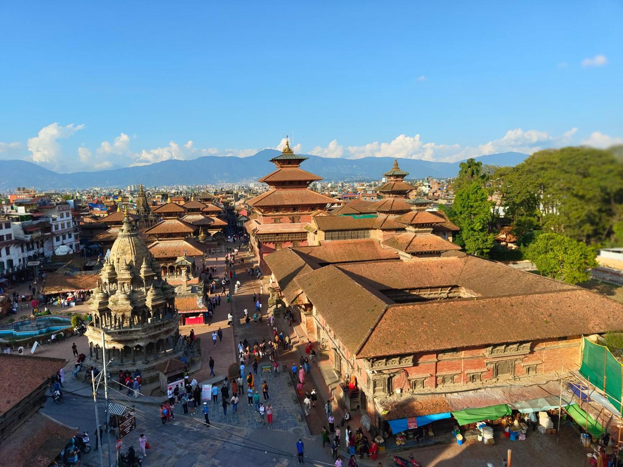 Отель Patan Square - 2 Km From Patan Durbar Square Экстерьер фото